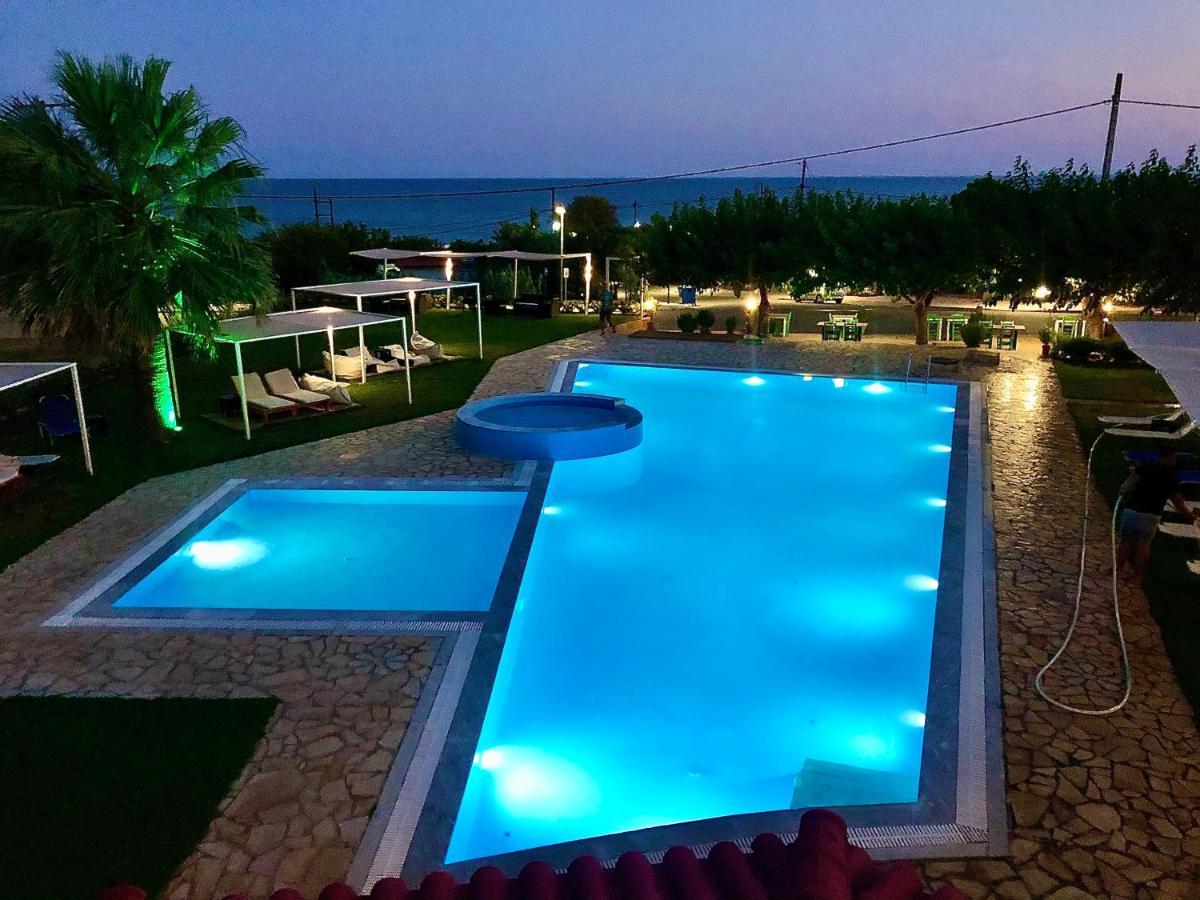 Glyfa Beach Hotel Vartholomio Eksteriør billede